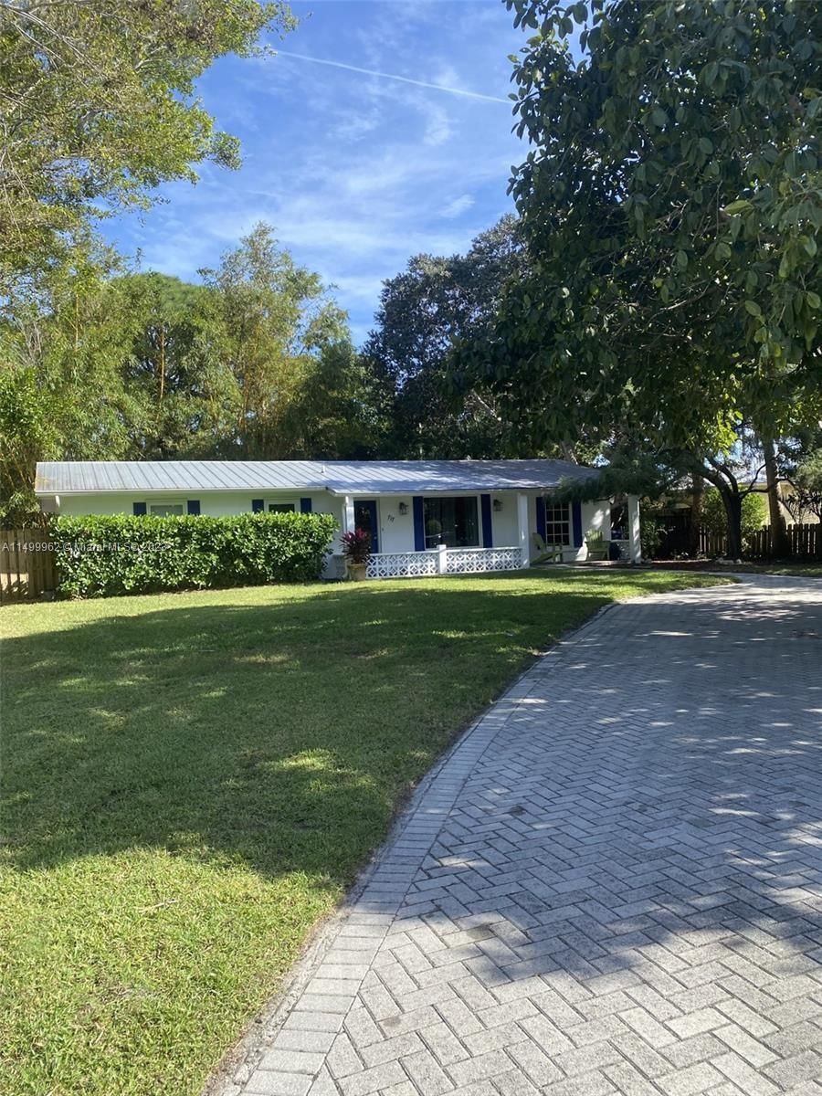Real estate property located at 717 Dolphin Dr, Martin County, BROADWAY SECTION OF ST LU, Stuart, FL