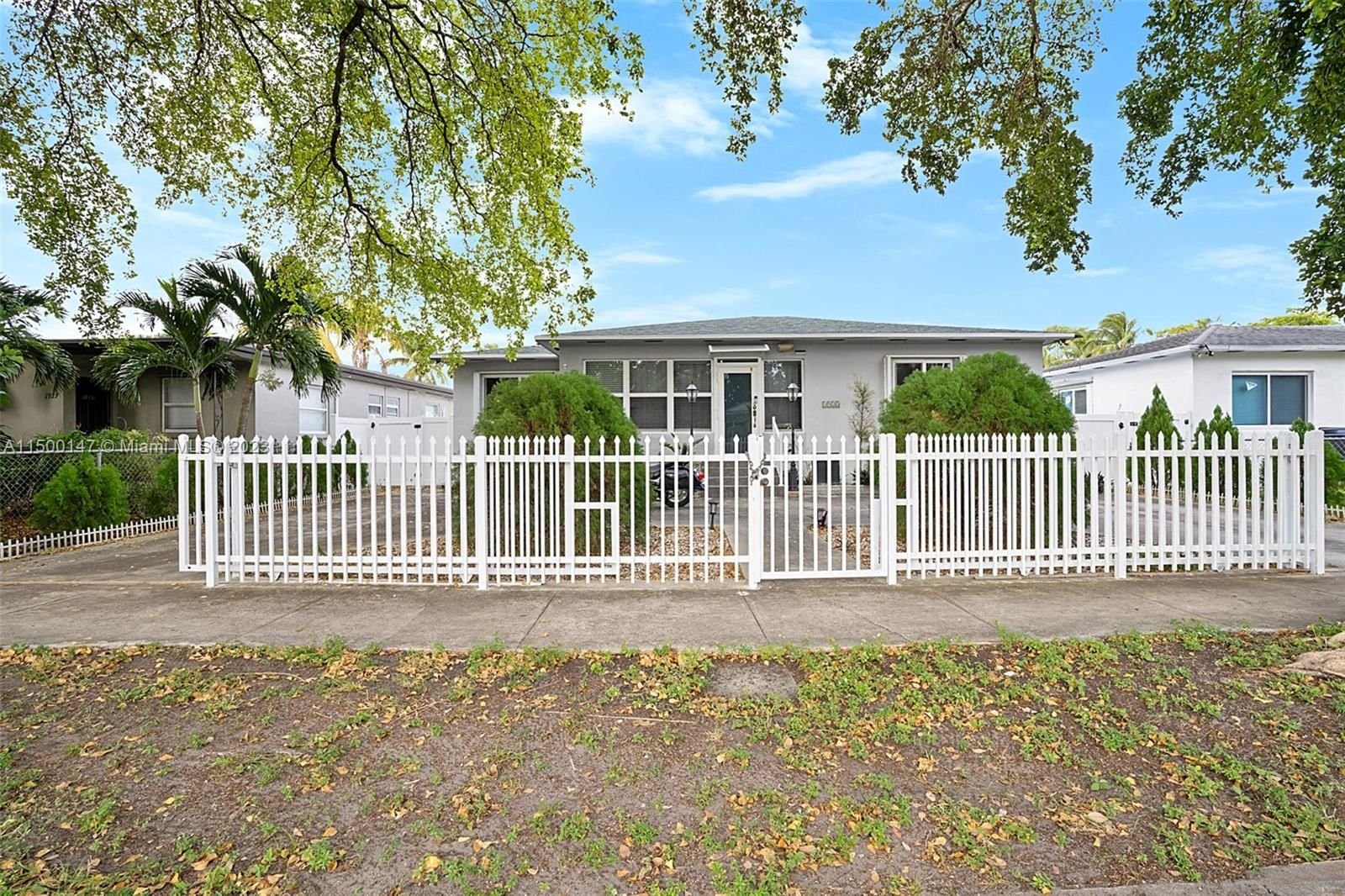 Real estate property located at 1923 Dewey St, Broward County, HOLLYWOOD SOUTH SIDE ADD, Hollywood, FL