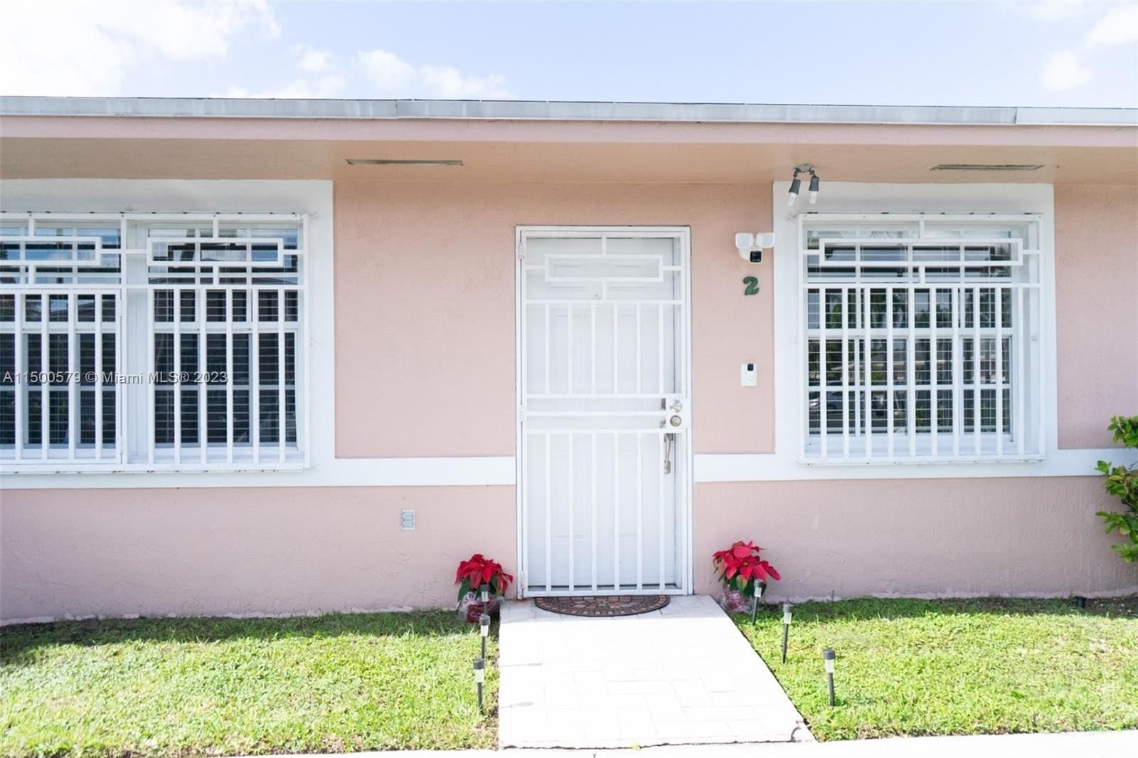 Real estate property located at 3830 108th Ave #2, Miami-Dade County, VILLAS OF BIRD GARDENS CO, Miami, FL