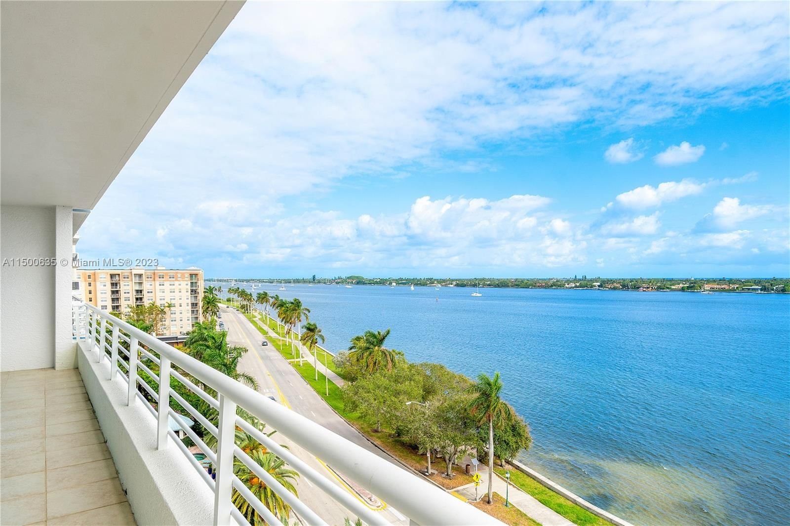 Real estate property located at 1551 Flagler Dr #818, Palm Beach County, SLADE CONDO, West Palm Beach, FL