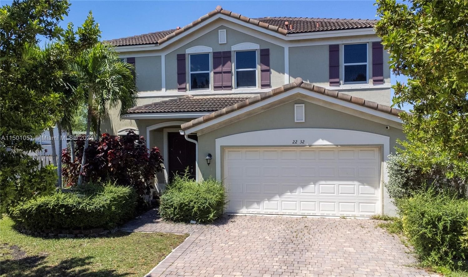 Real estate property located at 22632 112th Pl, Miami-Dade County, VILLAS AT SORRENTO, Miami, FL