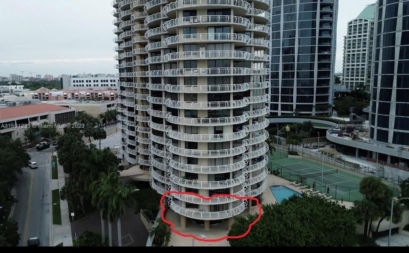 Real estate property located at 2843 Bayshore Dr VILLA1 VILLA2, Miami-Dade County, GROVE TOWERS CONDO, Miami, FL
