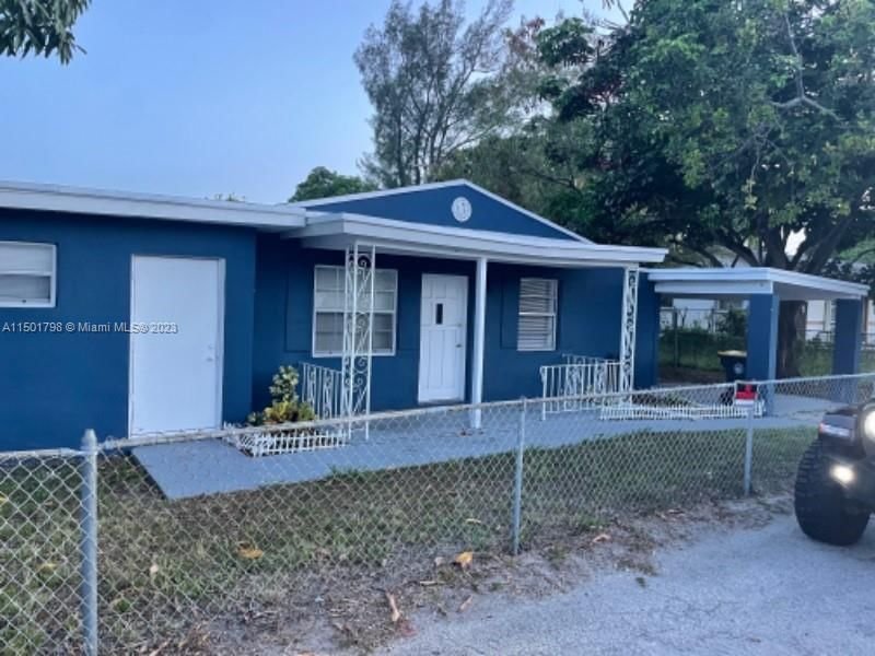 Real estate property located at 525 1st St, Broward County, PARADISE MANOR, Dania Beach, FL