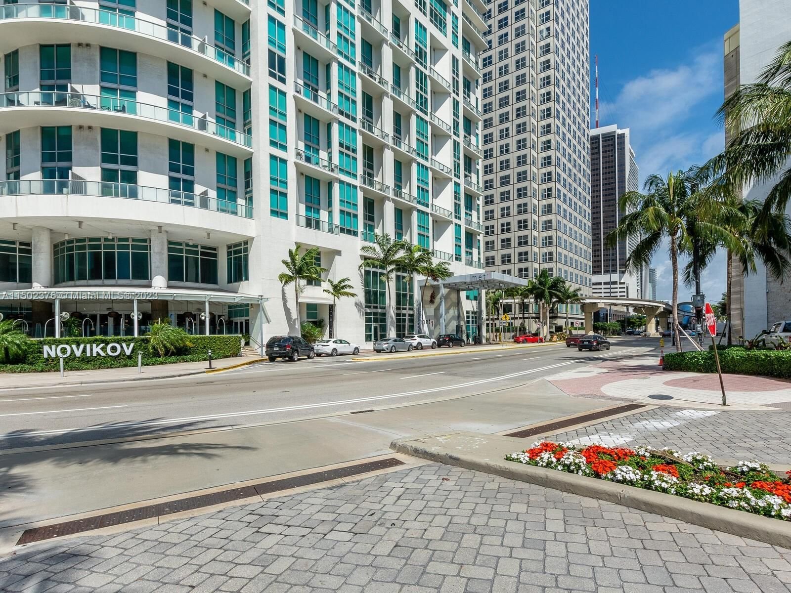 Real estate property located at 300 Biscayne Blvd T-2114, Miami-Dade County, MET 1 CONDO, Miami, FL