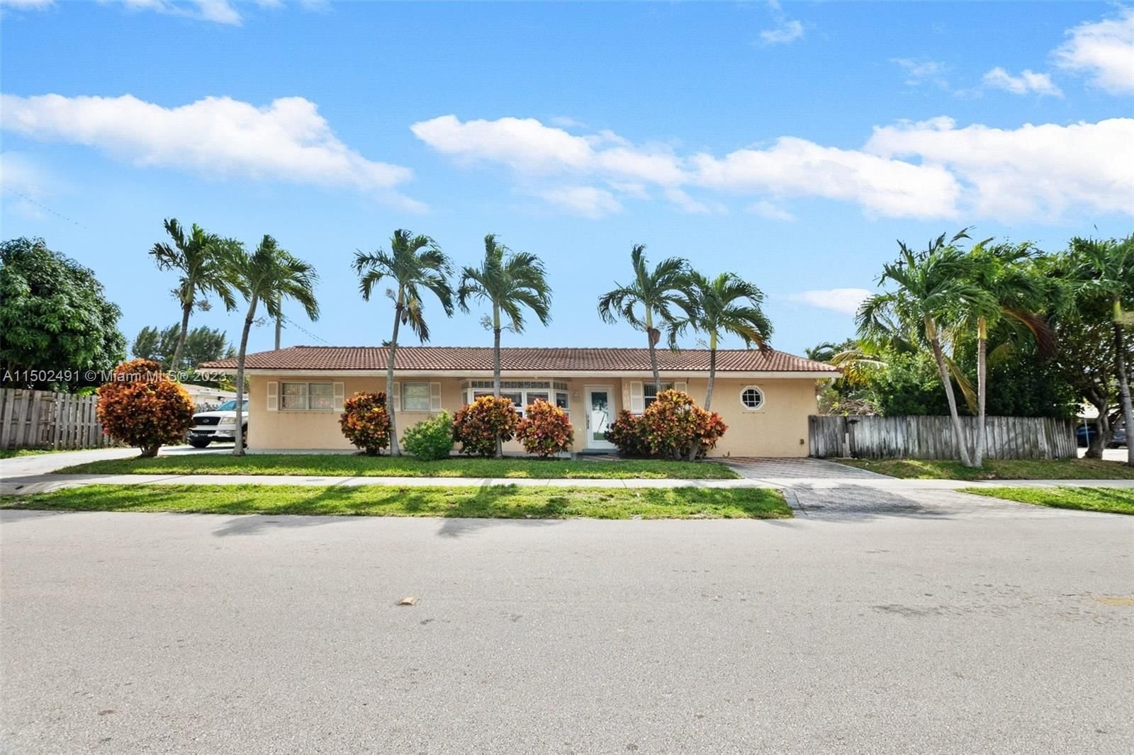 Real estate property located at 1600 39 Steert, Broward County, North Pompano Bach SEC, Pompano Beach, FL