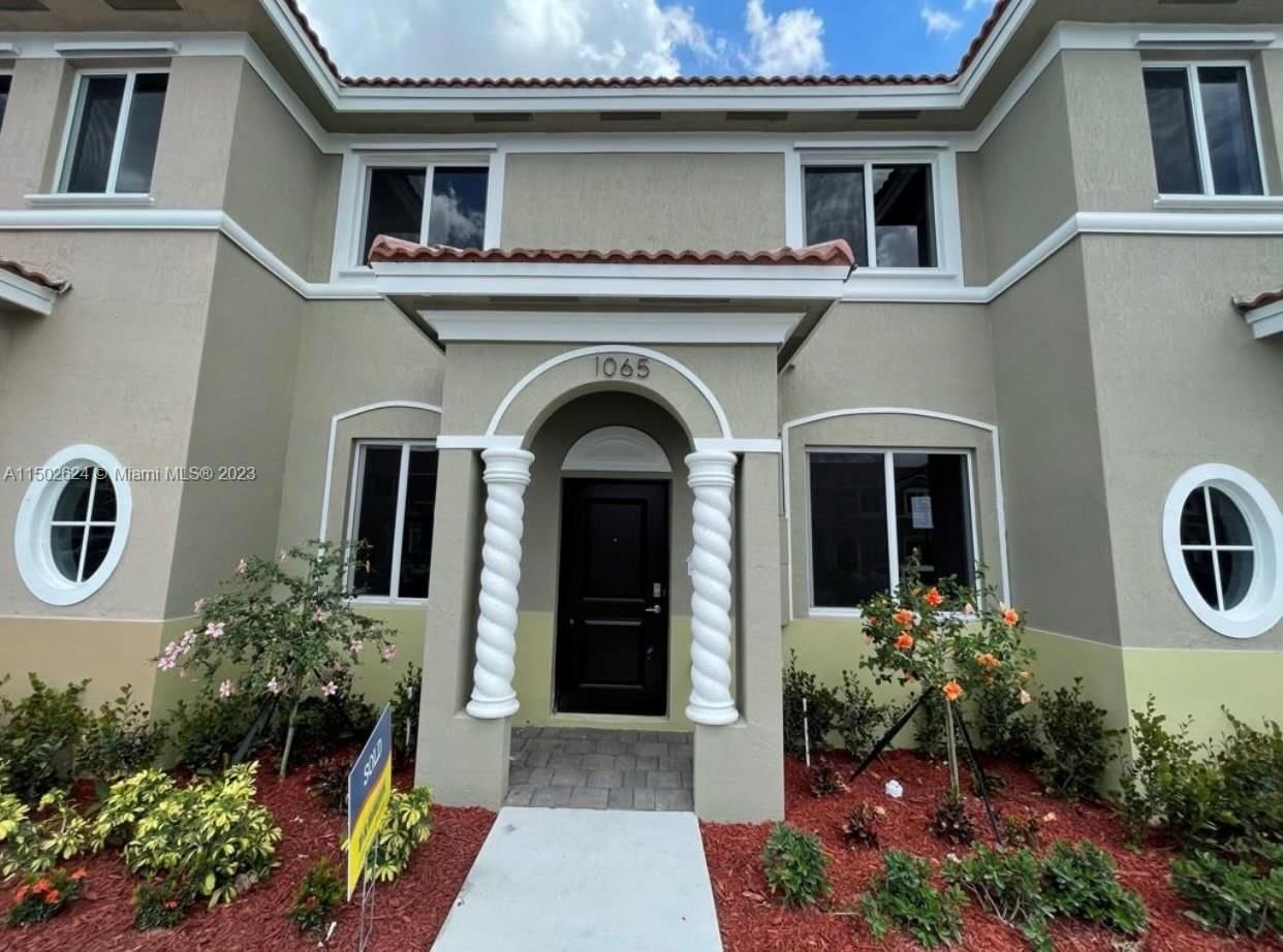 Real estate property located at 1065 24th Ave, Miami-Dade County, TOWNS AT SEASCAPE, Homestead, FL