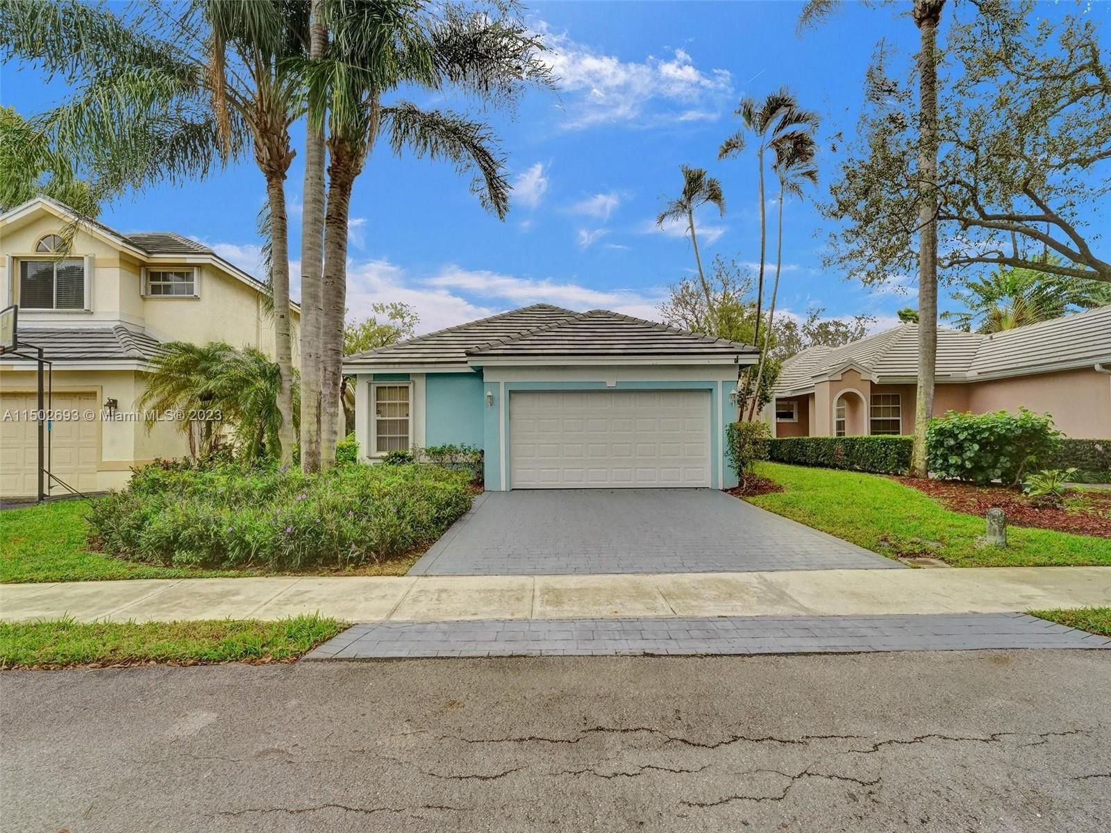 Real estate property located at 2944 Myrtle Oak Cir, Broward County, FOREST RIDGE CLUSTER HOME, Davie, FL