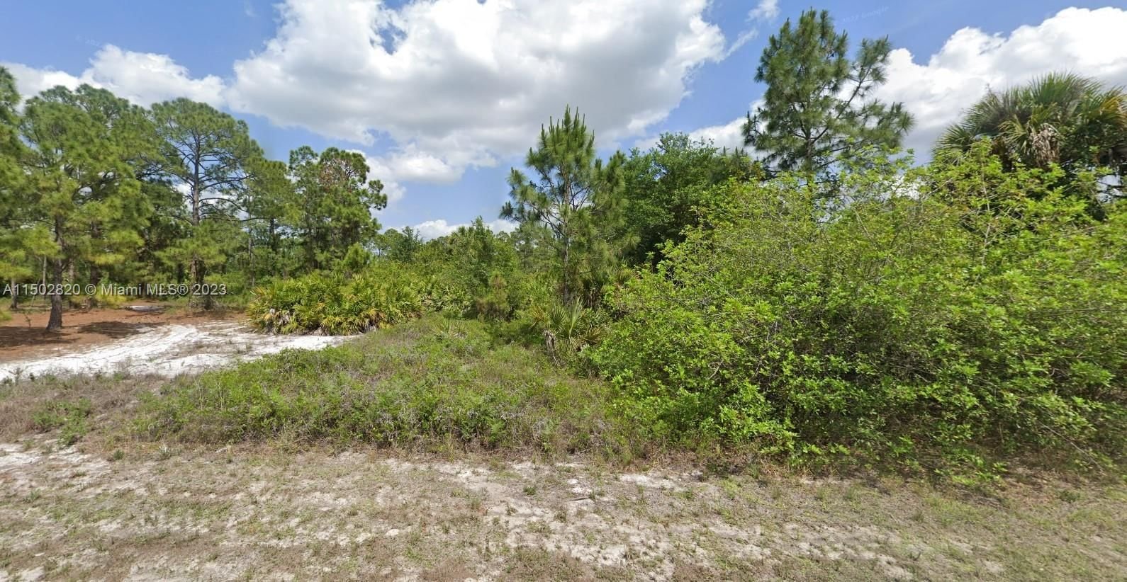 Real estate property located at 633 Wabasso Ave S, Lee County, Lehigh Acres, Lehigh Acres, FL