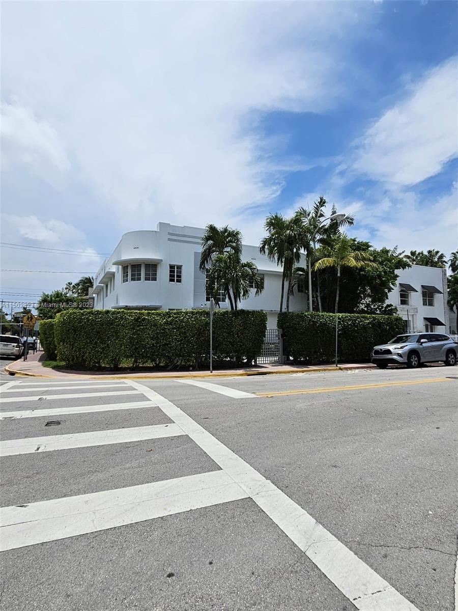 Real estate property located at 600 15th St #12, Miami-Dade County, THE MORRISON CONDO, Miami Beach, FL