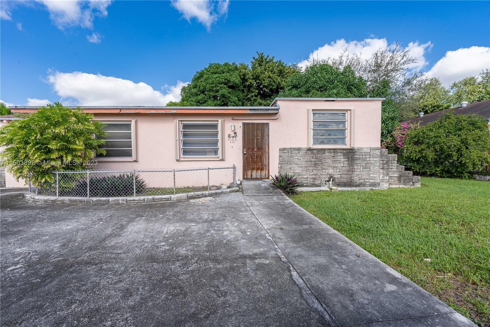Real estate property located at 3271 34th St, Miami-Dade County, MELROSE HEIGHTS 4TH SEC, Miami, FL