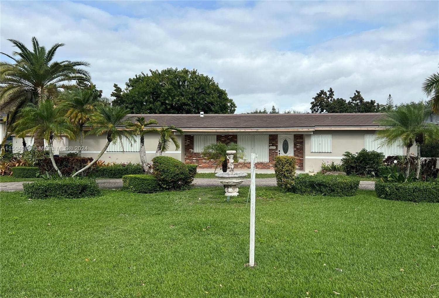 Real estate property located at 7225 76th St, Miami-Dade County, ROYAL PALM MANOR 1ST ADDN, Miami, FL