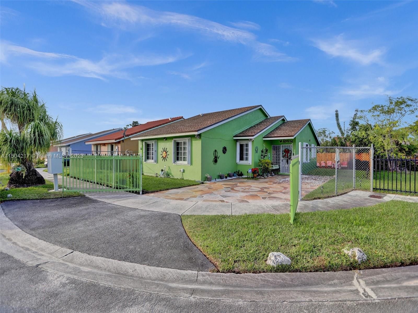 Real estate property located at 3051 207th Terr, Miami-Dade County, RIVERDALE VILLAS, Miami Gardens, FL
