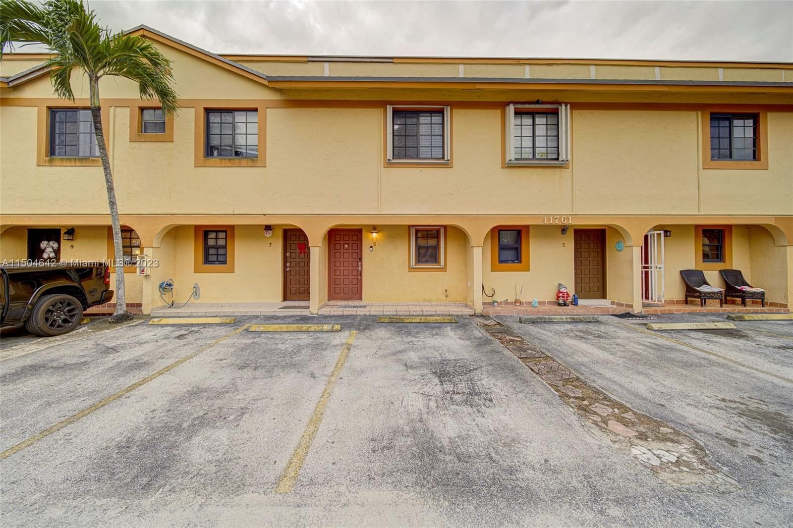 Real estate property located at 11761 18th St #6, Miami-Dade County, INTERNATIONAL PRINCESS CO, Miami, FL