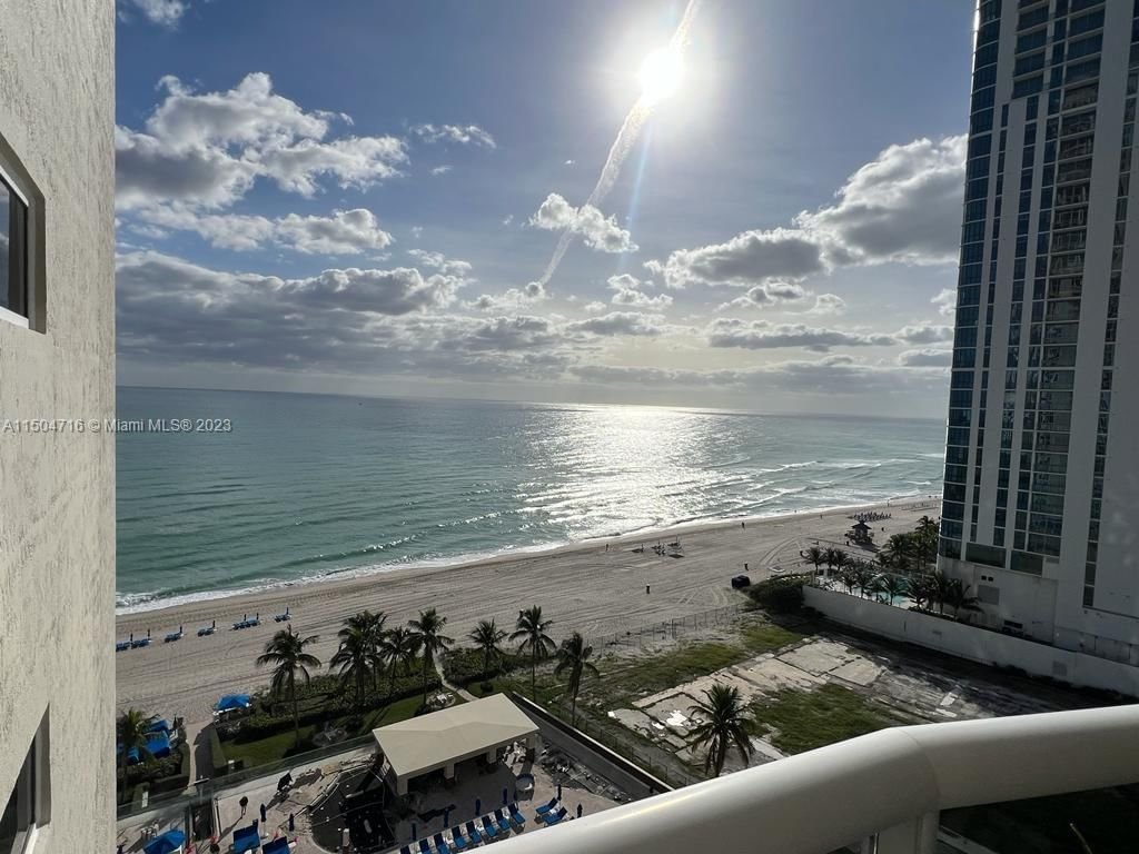 Real estate property located at 17555 Collins Ave #1504, Miami-Dade County, THE PINNACLE CONDO, Sunny Isles Beach, FL