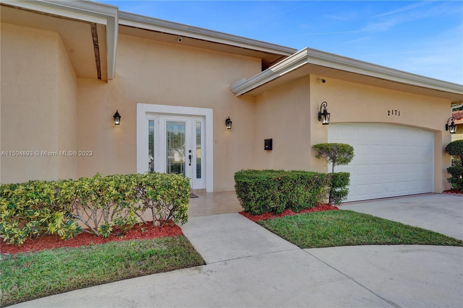 Real estate property located at 2171 33rd Ave, Broward County, LAUDERDALE LAKES EAST GAT, Lauderdale Lakes, FL