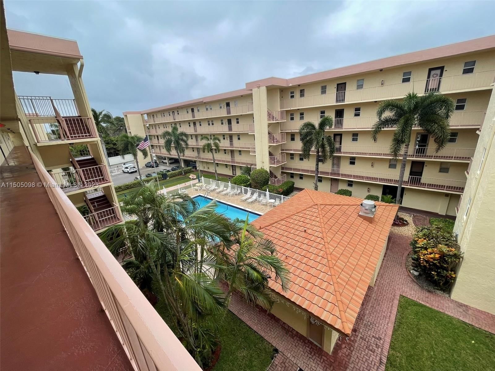 Real estate property located at 4629 Poinciana St #407, Broward County, POINCIANA-BY-THE-SEA CONDO, Lauderdale By The Sea, FL