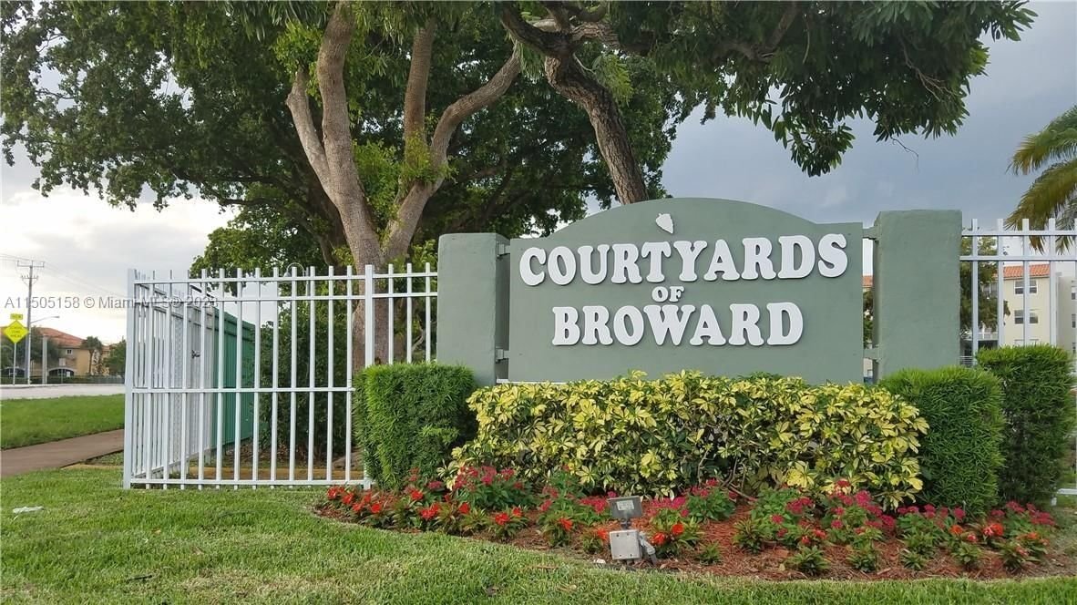 Real estate property located at 1810 Lauderdale Ave #2111, Broward County, COURTYARDS OF BROWARD CON, North Lauderdale, FL