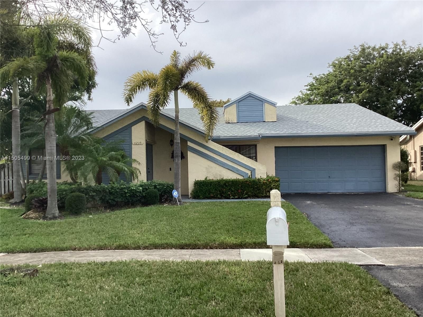 Real estate property located at 4235 98th Way, Broward County, HILLS OF WELLEBY, Sunrise, FL