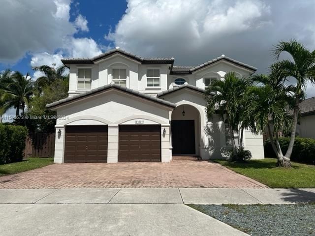 Real estate property located at 11571 83rd Way, Miami-Dade County, ISLANDS AT DORAL NORTHWES, Doral, FL