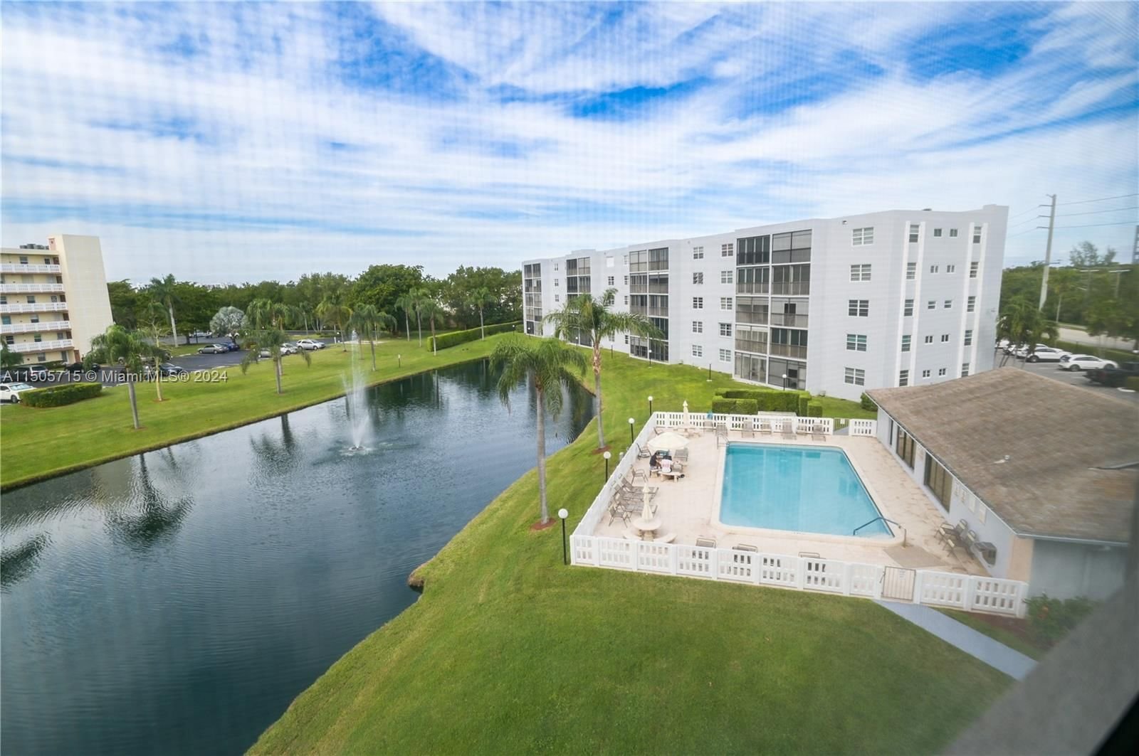 Real estate property located at 190 5th Ave #407, Broward County, MEADOWBROOK LAKES VIEW CO, Dania Beach, FL
