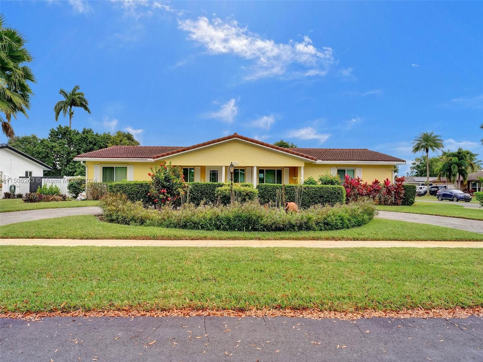 Real estate property located at , Broward County, PLANTATION PARK LAKESITES, Plantation, FL