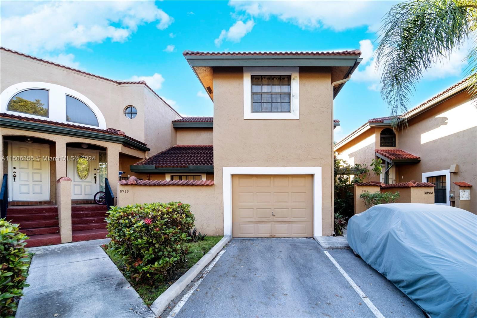 Real estate property located at 8981 Sunrise Blvd, Broward County, LAKEVIEW COURTS AT JACARAN, Plantation, FL