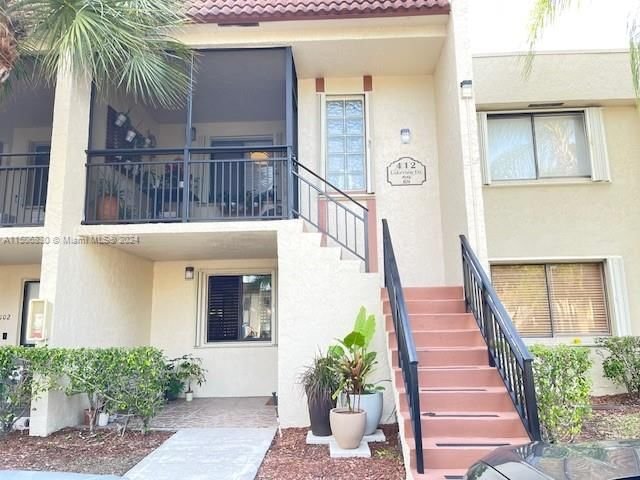 Real estate property located at 412 Lakeview Dr #203, Broward County, RACQUET CLUB APARTMENTS A, Weston, FL