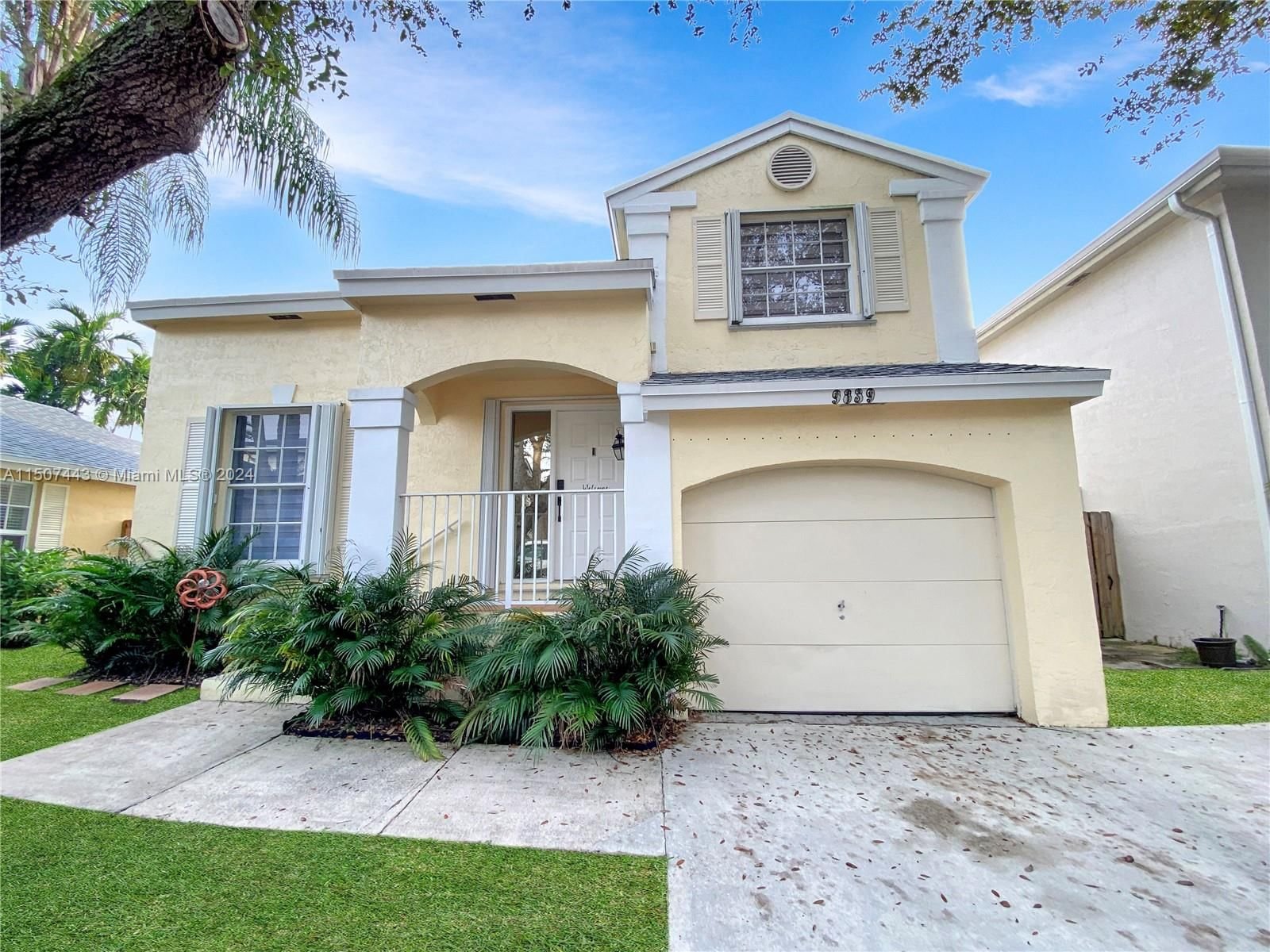 Real estate property located at 9839 118th Ave, Miami-Dade County, AMARETTO 1ST ADDN, Miami, FL
