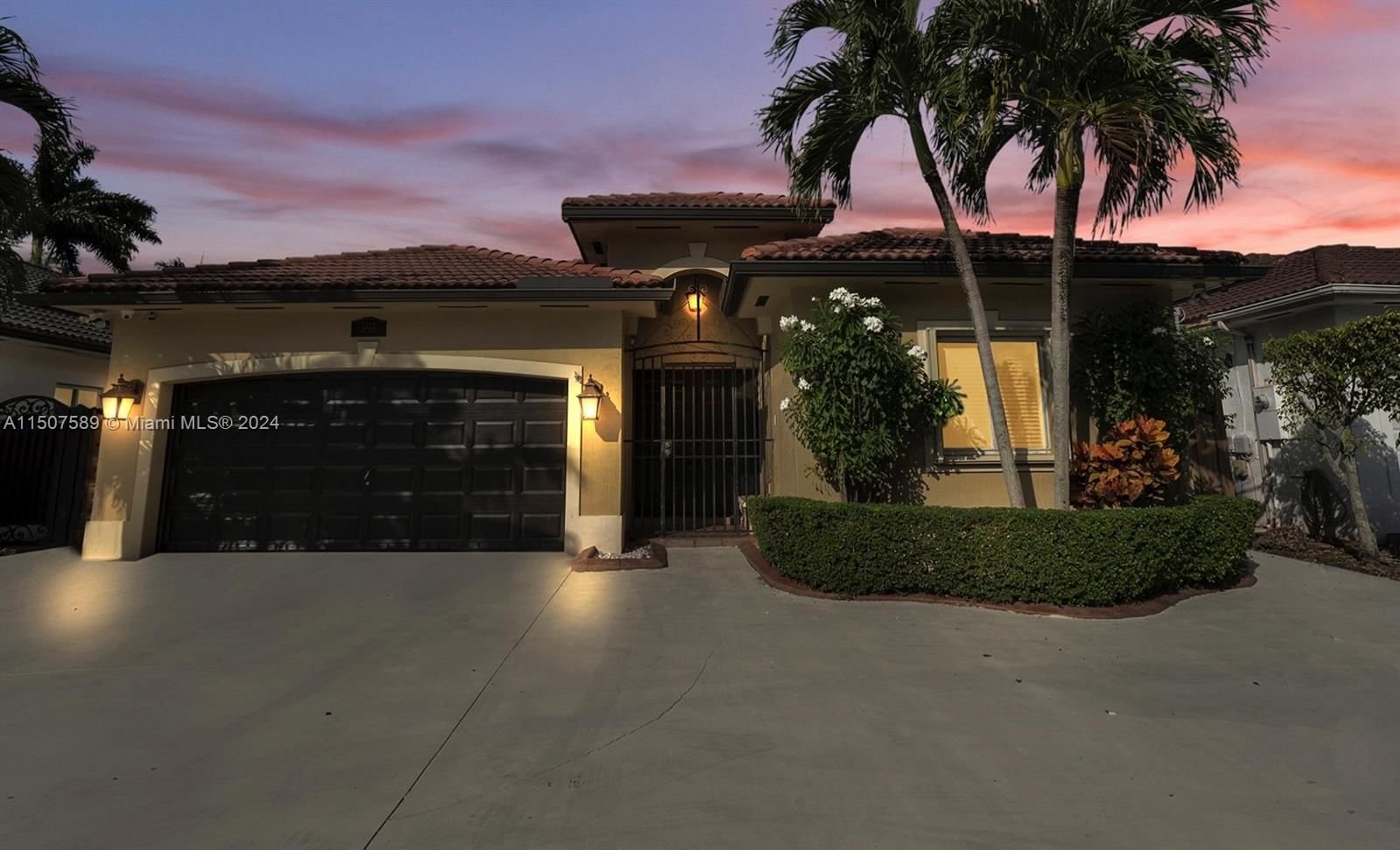 Real estate property located at 5222 164th Pl, Miami-Dade County, JUSTIN GARDENS, Miami, FL