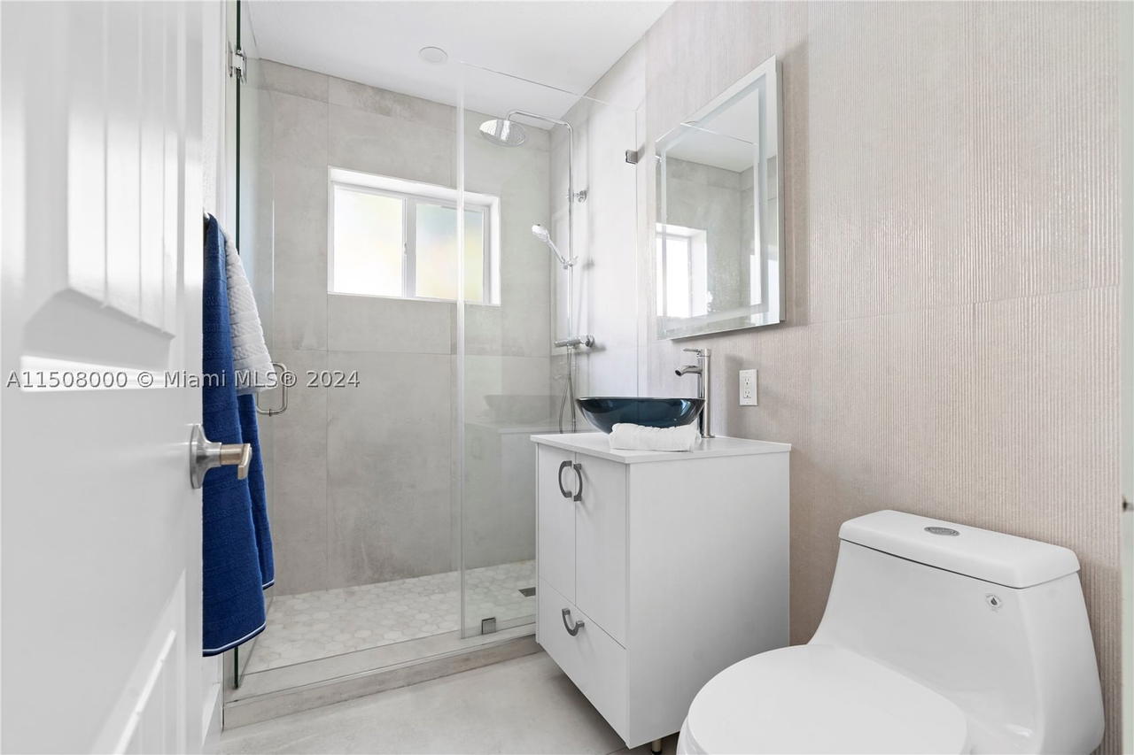 Real estate property located at 236 42nd St, Miami-dade, Columbia Park Corr Pl, Miami, FL
