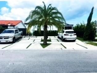 Real estate property located at 18117 114th Ct, Miami-Dade County, GRAPEVINE, Miami, FL