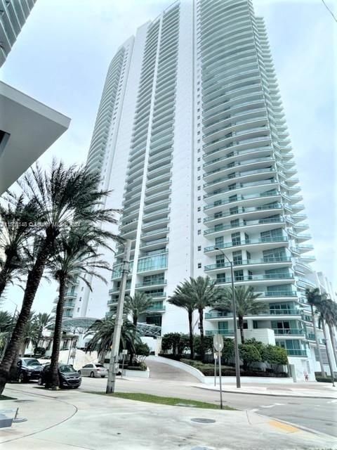 Real estate property located at 1331 Brickell Bay Dr #1008, Miami-Dade County, JADE RESIDENCES AT BRICKE, Miami, FL