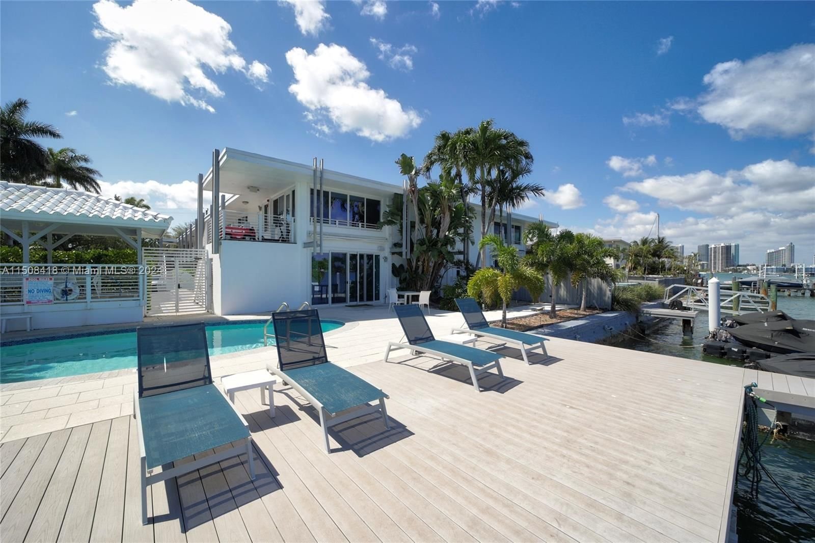 Real estate property located at 405 Hibiscus Dr #201, Miami-Dade County, ISLAND CLUB OF SOUTH BEAC, Miami Beach, FL