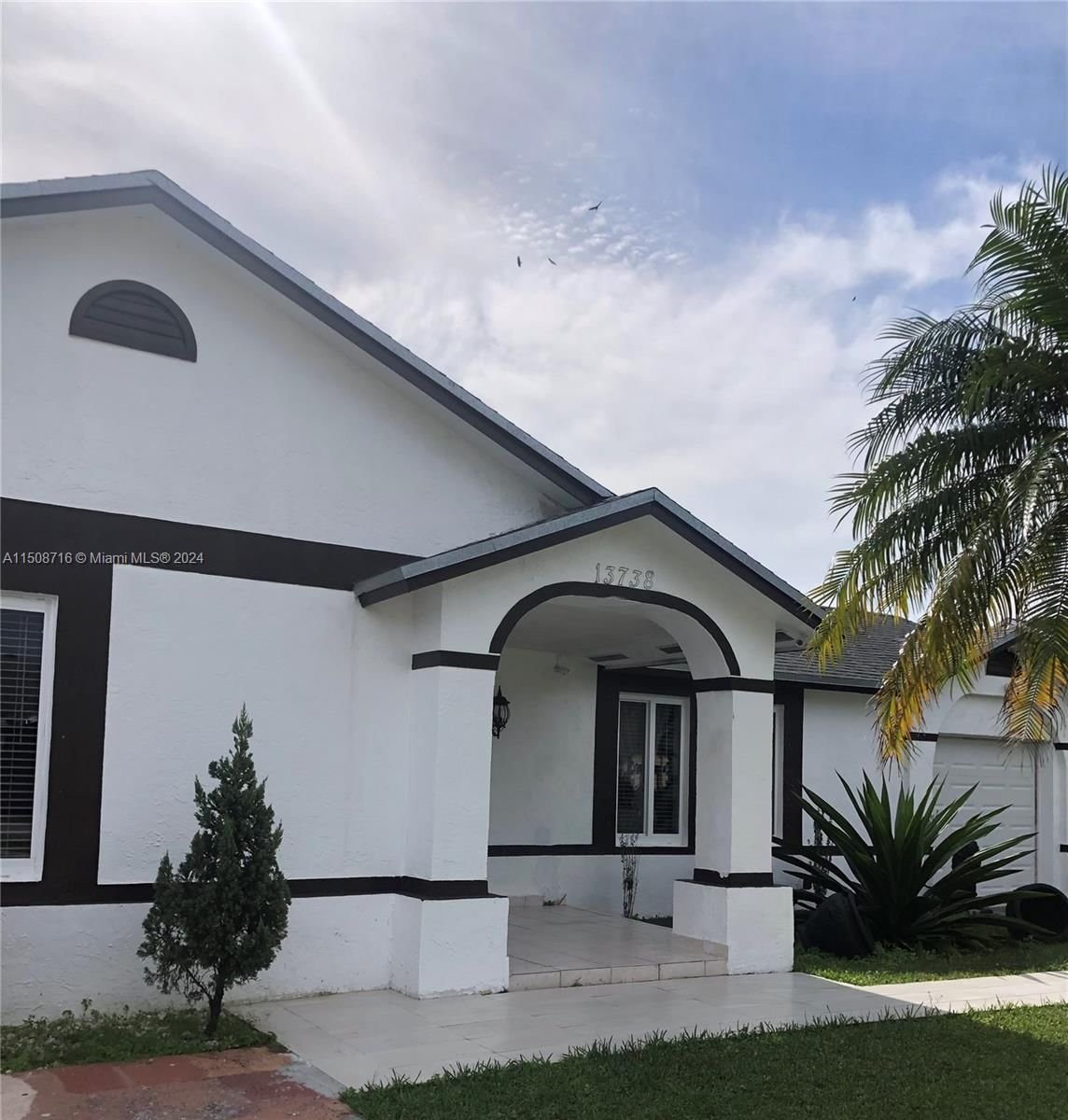 Real estate property located at 13738 283rd Ter, Miami-Dade County, HARTFORD PLACE, Homestead, FL