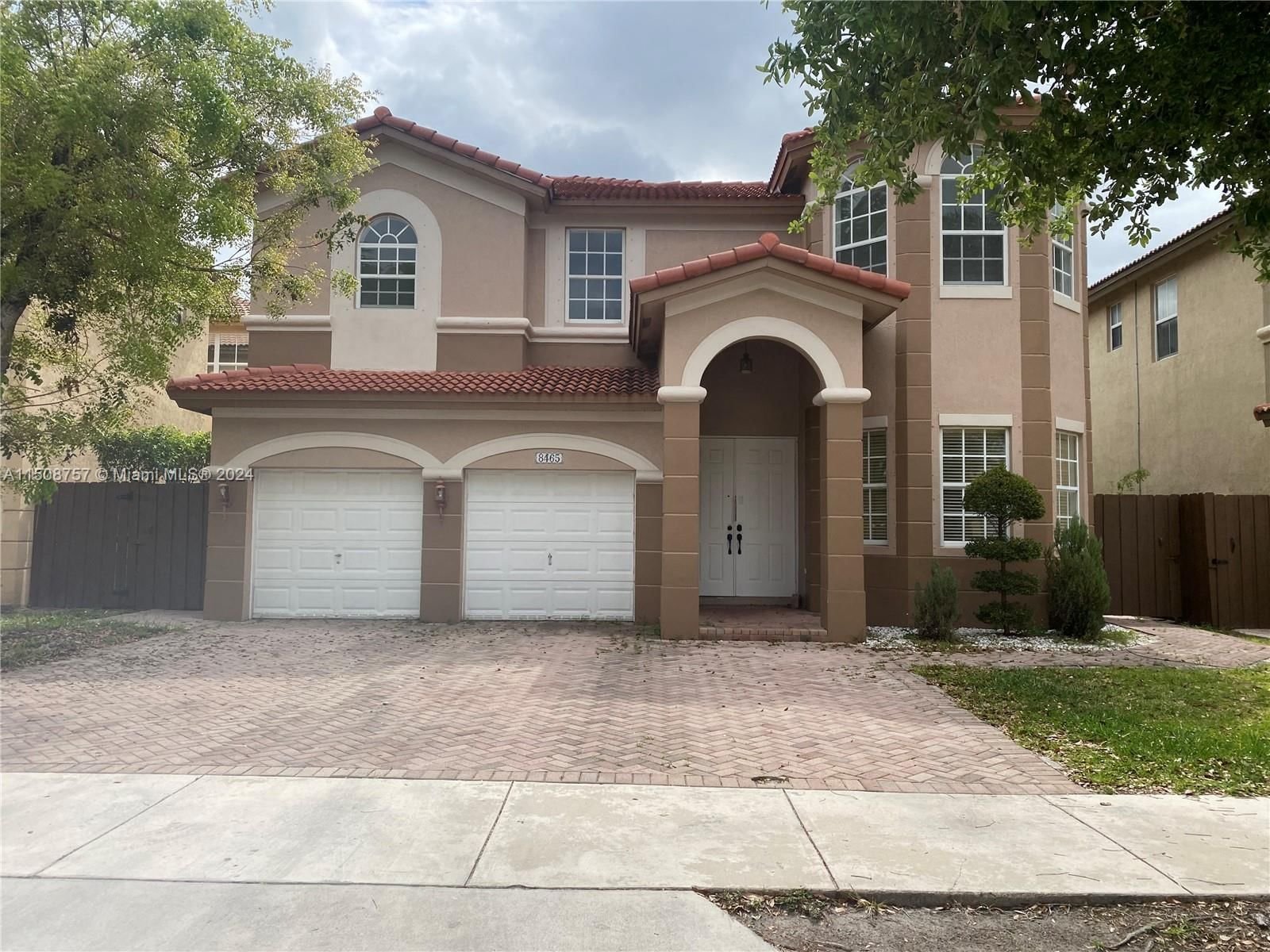 Real estate property located at 8465 110th Ave, Miami-Dade County, ISLANDS AT DORAL, Doral, FL