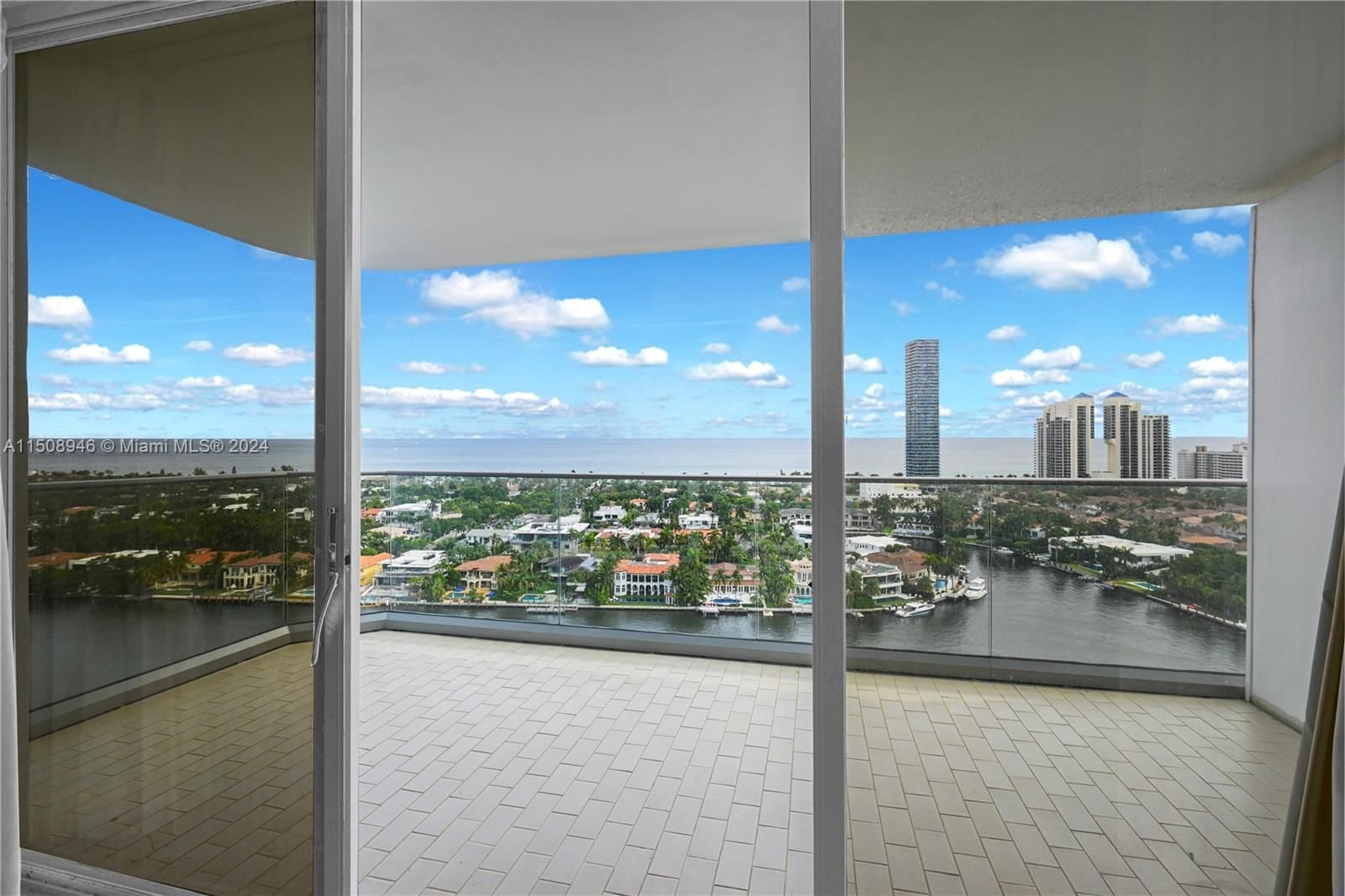 Real estate property located at 19707 Turnberry Way #22J, Miami-Dade County, TURNBERRY ISLE CONDO, Aventura, FL