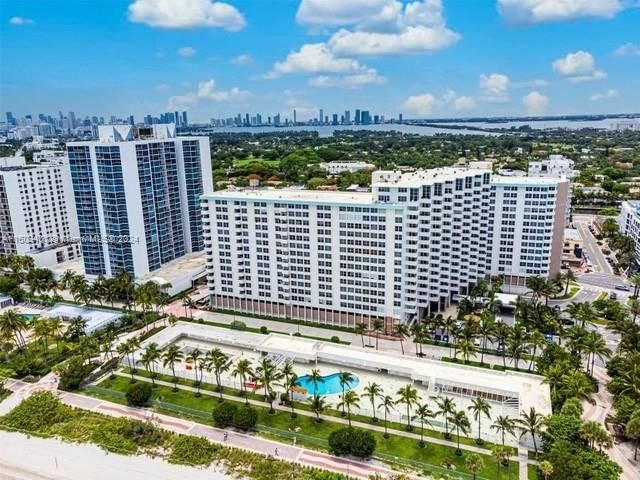 Real estate property located at 2899 Collins Ave #1744, Miami-Dade County, TRITON TOWER CONDO, Miami Beach, FL