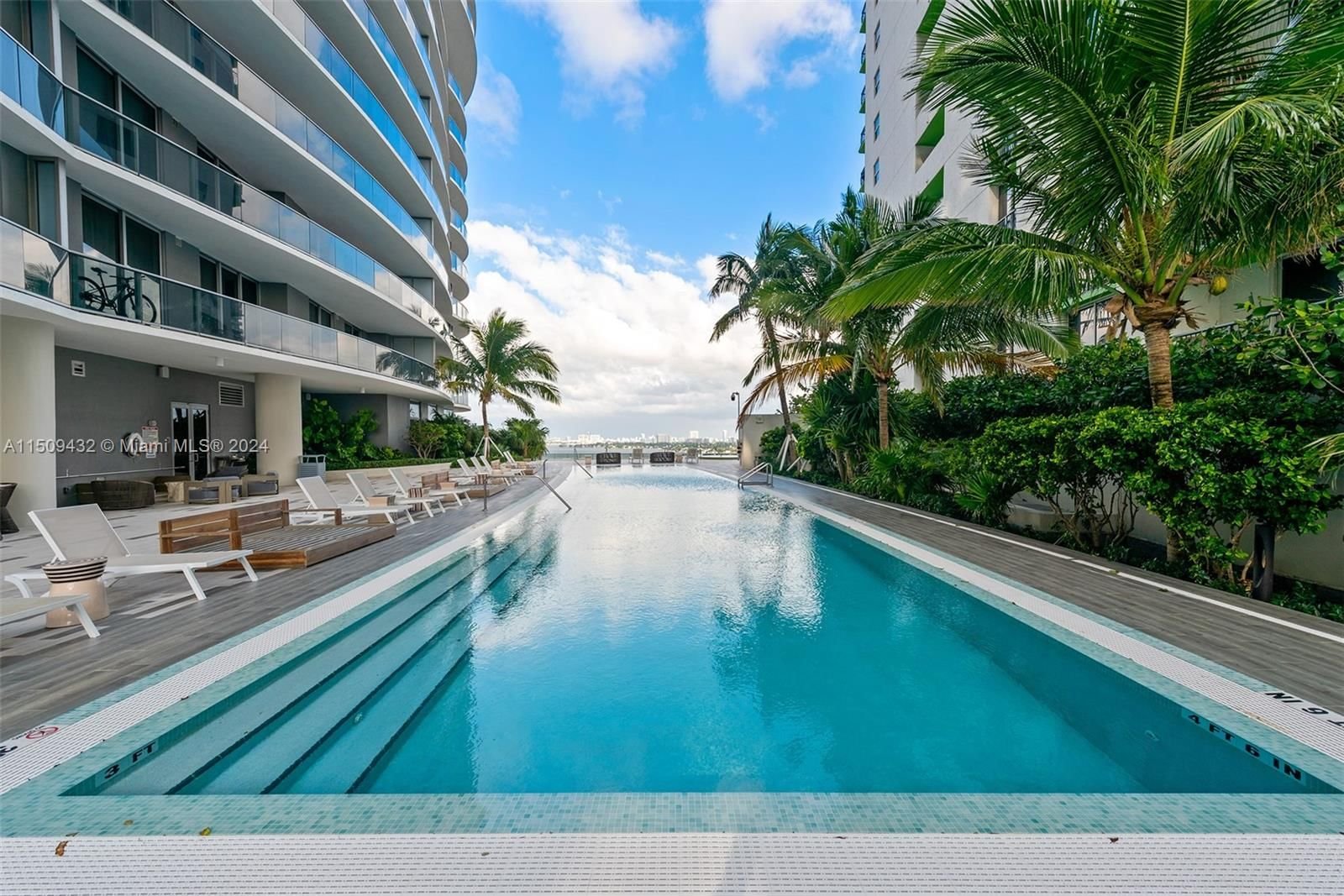 Real estate property located at 488 18th St #4703, Miami-Dade County, ARIA ON THE BAY CONDO, Miami, FL