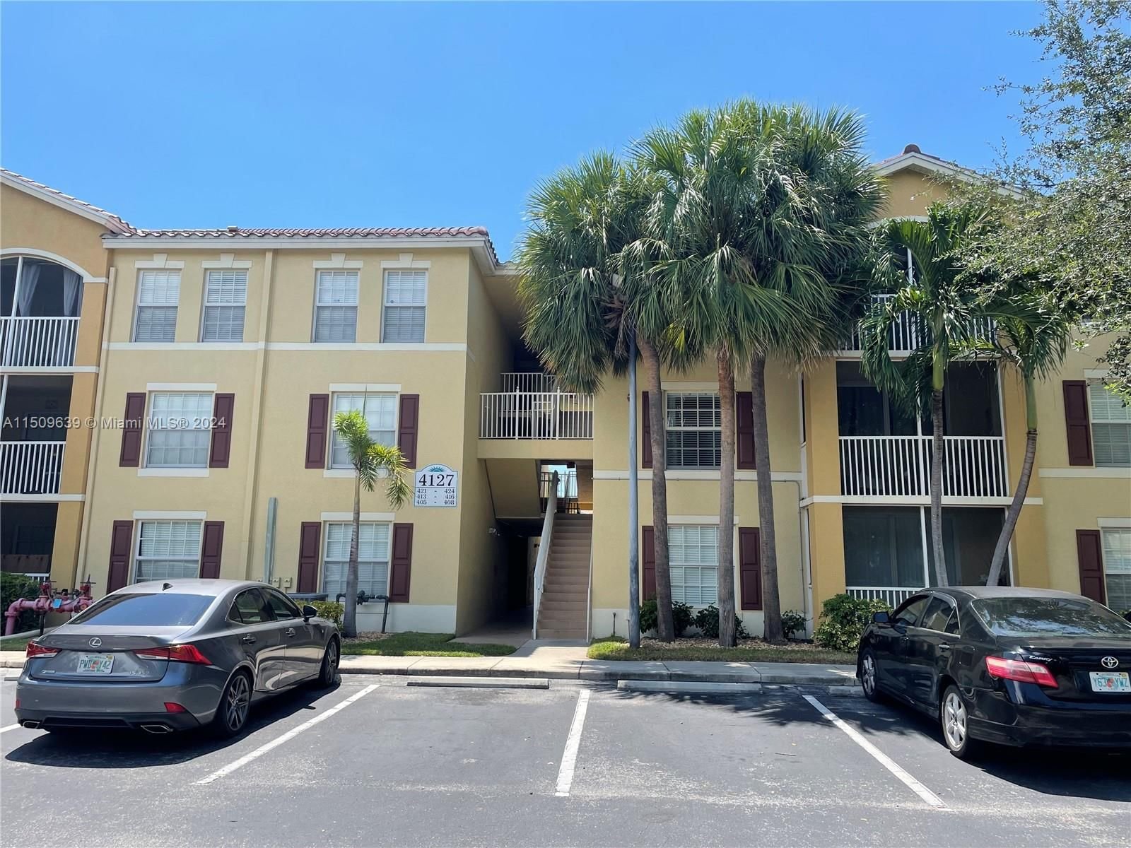 Real estate property located at 4127 Residence Drive #408, Lee County, The Residence Condominiums, Fort Myers, FL