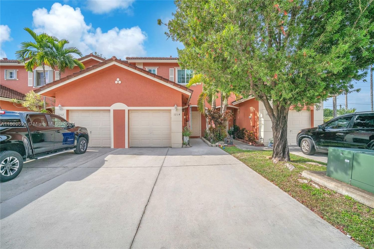 Real estate property located at 1214 100th Ave #1214, Broward County, UNITED HOMES PLAT, Pembroke Pines, FL