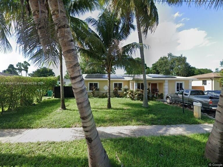 Real estate property located at 17520 8TH PLACE, Miami-Dade County, WINDWARD HEIGHTS NO 1, Miami, FL