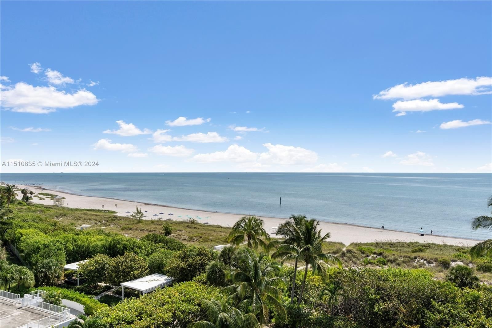 Real estate property located at 200 Ocean Lane Dr #605, Miami-Dade County, ISLAND HOUSE APT INC -COOP, Key Biscayne, FL