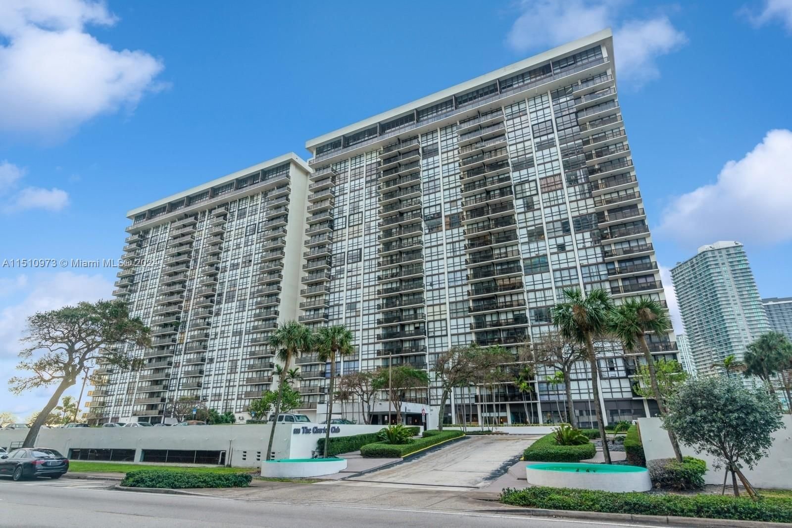 Real estate property located at 600 36th St #1710, Miami-Dade County, CHARTER CLUB CONDO, Miami, FL