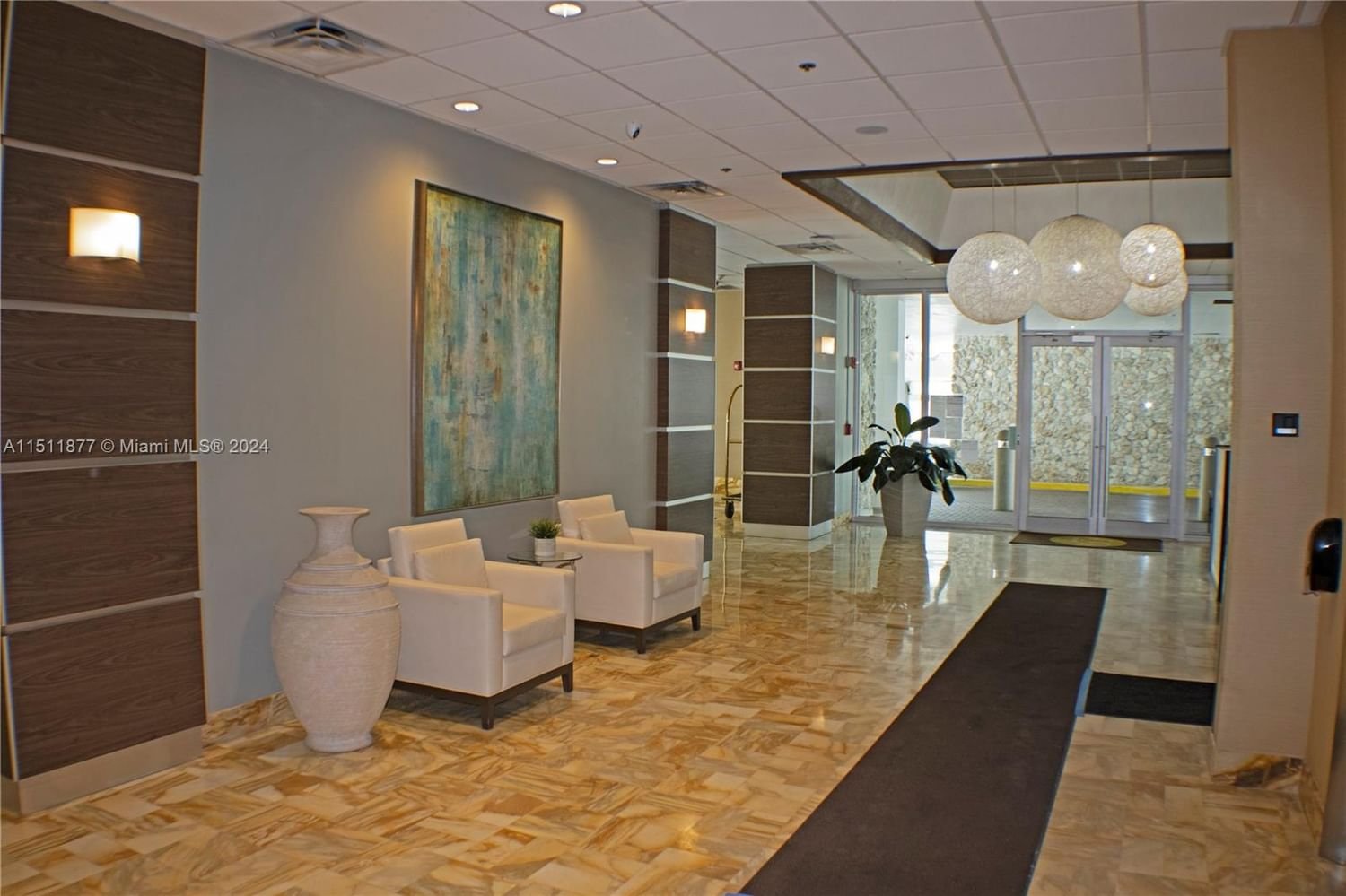 Real estate property located at 9511 Collins Ave #1108, Miami-Dade County, 9500 OCEANS CONDO, Surfside, FL