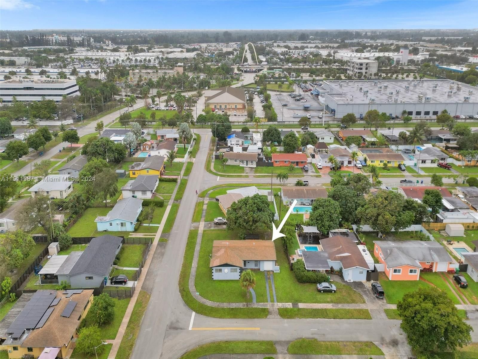 Real estate property located at 1240 172nd St, Miami-Dade County, SCOTT LAKE MANOR SEC 8, Miami Gardens, FL