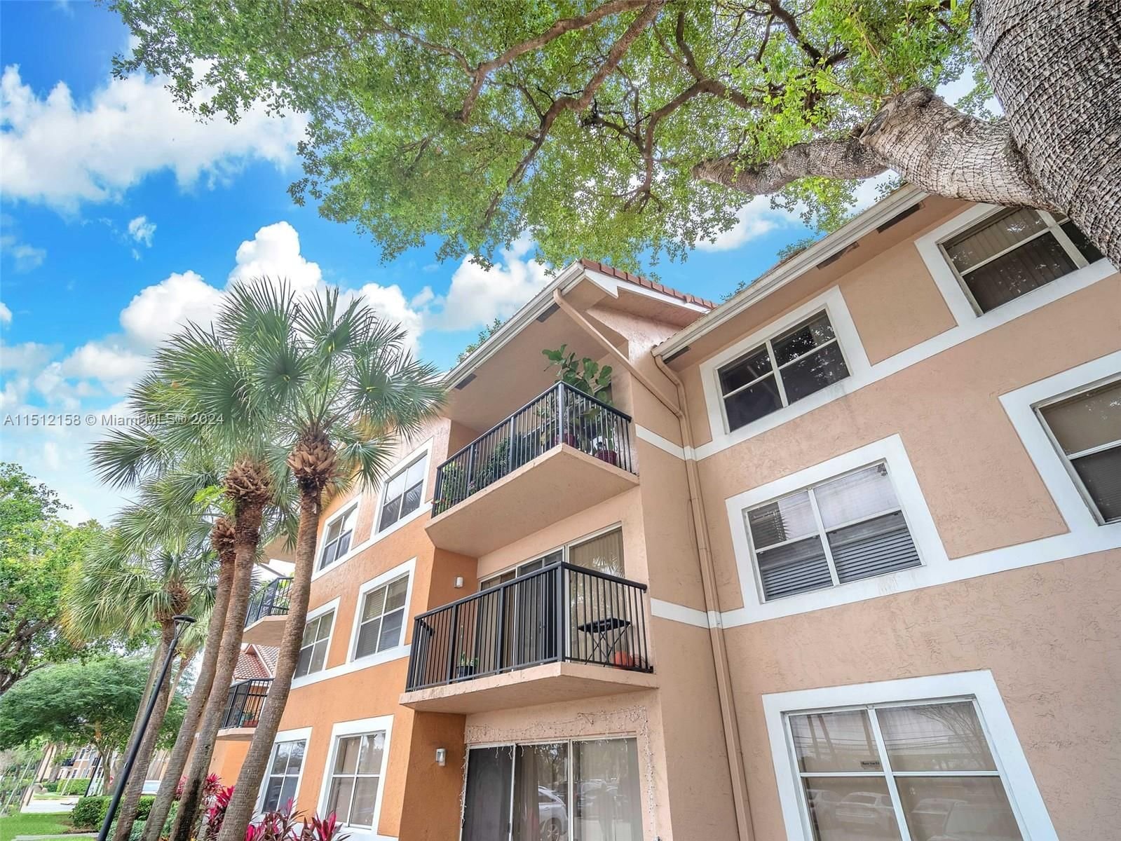 Real estate property located at 8851 Wiles Rd #305, Broward County, EDGEWATER CONDO, Coral Springs, FL