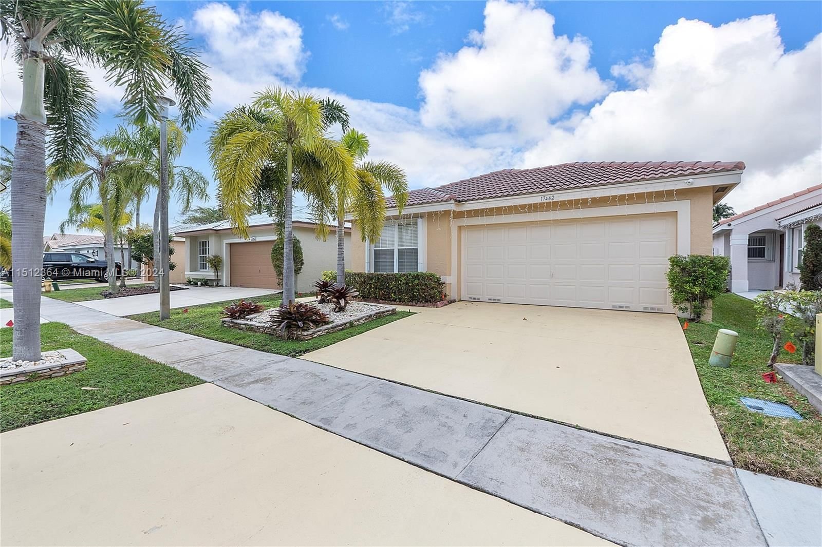 Real estate property located at 17442 18th St, Broward County, SILVER LAKES PHASE III RE, Miramar, FL
