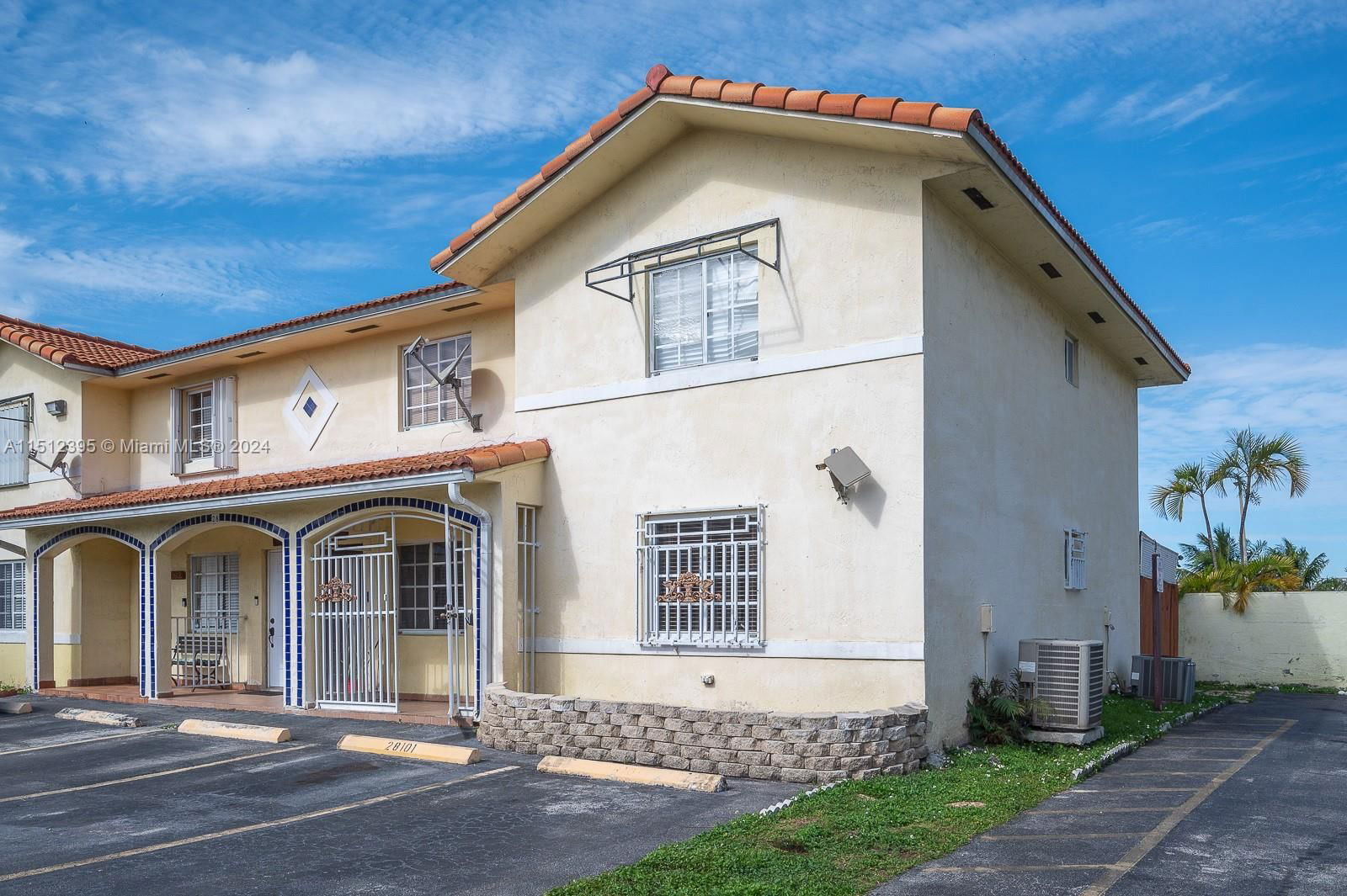 Real estate property located at 10101 Okeechobee Rd #28-101, Miami-Dade County, SILVER GARDENS VILLAS CON, Hialeah Gardens, FL