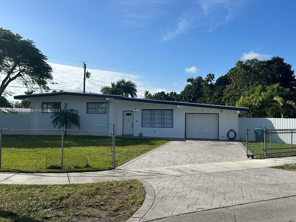 Real estate property located at 27000 145th Ave, Miami-Dade County, NARANJA PARK 2ND ADDN, Homestead, FL