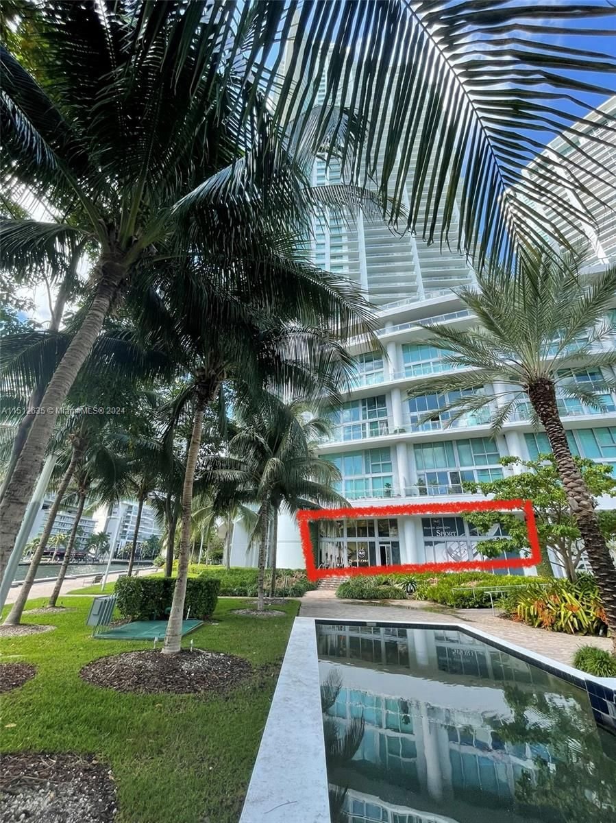Real estate property located at 92 3rd St, Miami-Dade County, MINT CONDO, Miami, FL